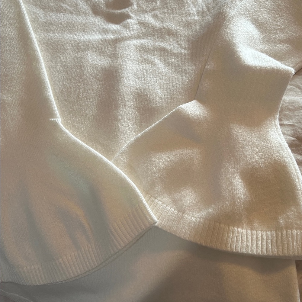✨AKIRA oversized sweater Long Sleeve Top✨ - Picture 11 of 13
